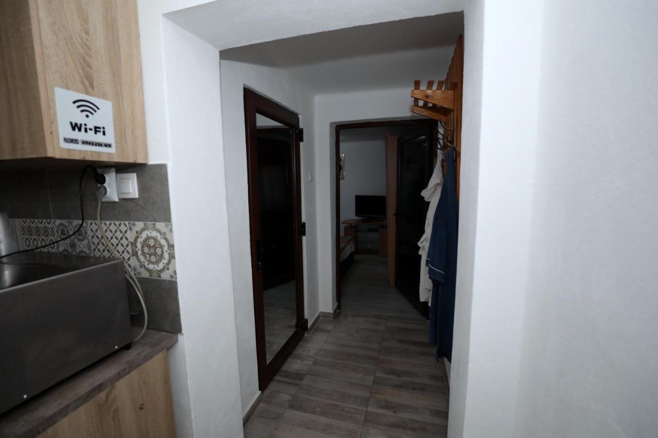 Arad Apartment - Airport Area Exterior foto